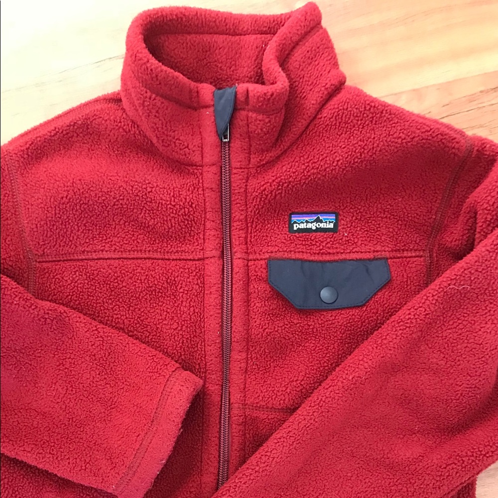 Boys Patagonia full zip; great burgundy fall color
